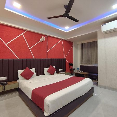Hotel Avadh Palace, Subhash Bridge, Rto Circle, Ahmedabad Exterior foto