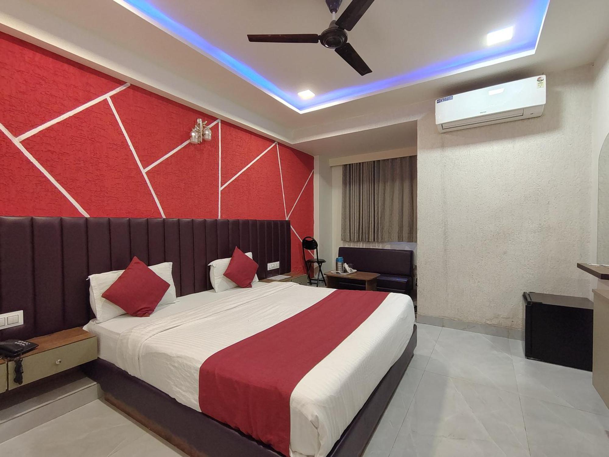 Hotel Avadh Palace, Subhash Bridge, Rto Circle, Ahmedabad Exterior foto